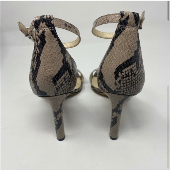 Vince Camuto Snakeskin Heels (size 8) - Picture 3 of 3